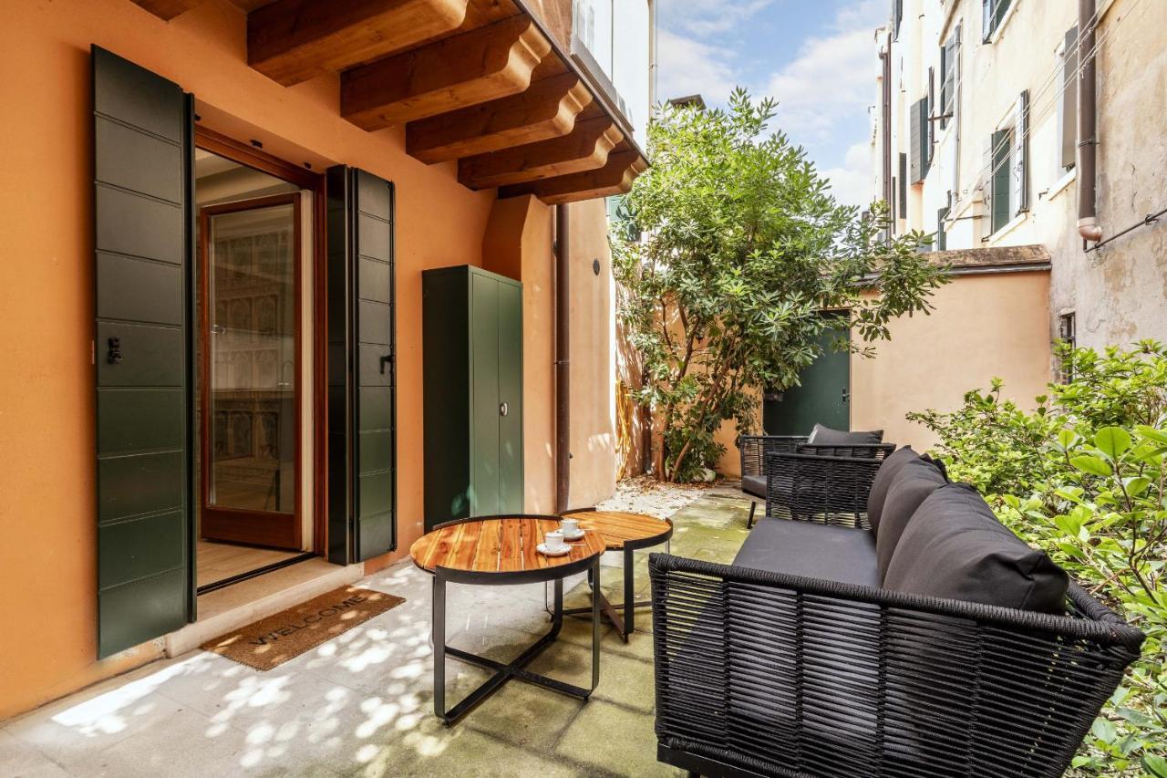 Ca' San Carlo Residence By Wonderful Italy Venezia Esterno foto